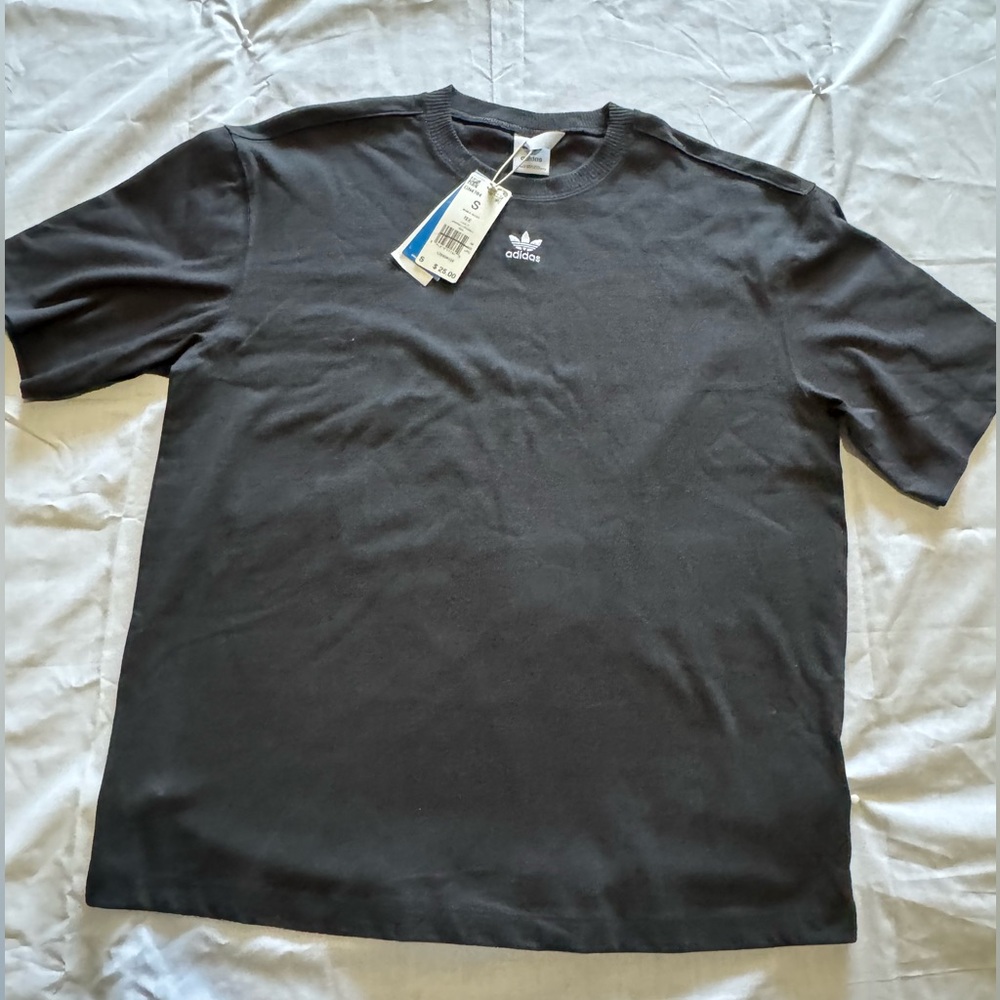 Adidas T Shirt Womens small  Black Short Sleeve Trefoil Center Logo Cotton Tee
